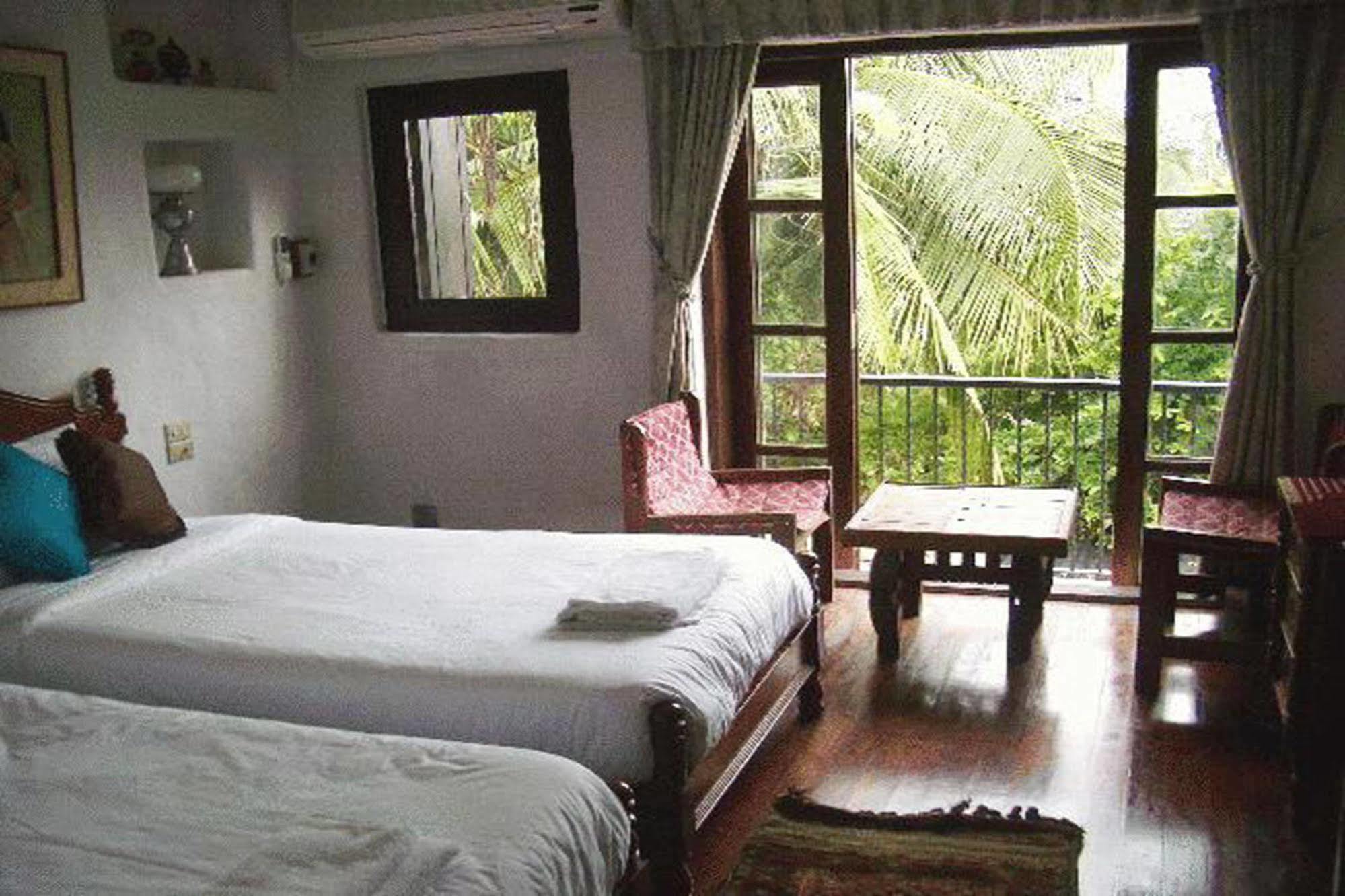 Momchailai Pattaya Retreat ภายนอก รูปภาพ