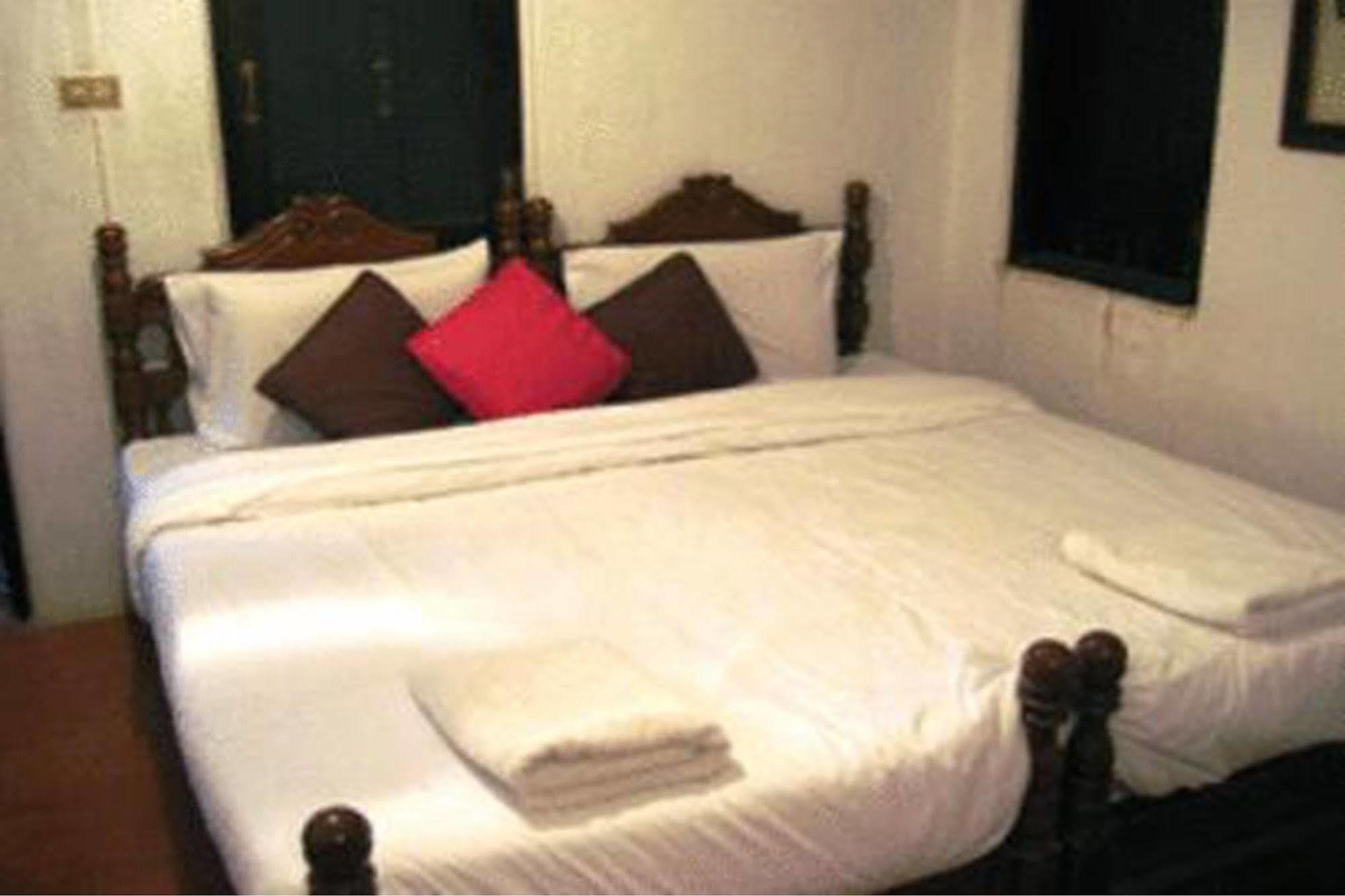 Momchailai Pattaya Retreat ภายนอก รูปภาพ
